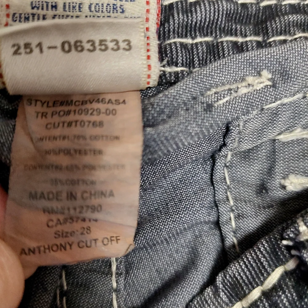 True Religion ISAAC Big T Faded Anthony Cut Off Cargo Shorts Mens 28